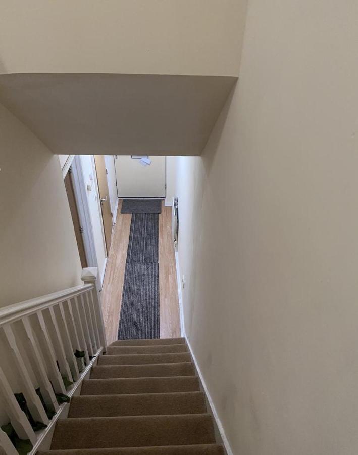 Rooms 7 Minutes From Etihad Manchester Buitenkant foto